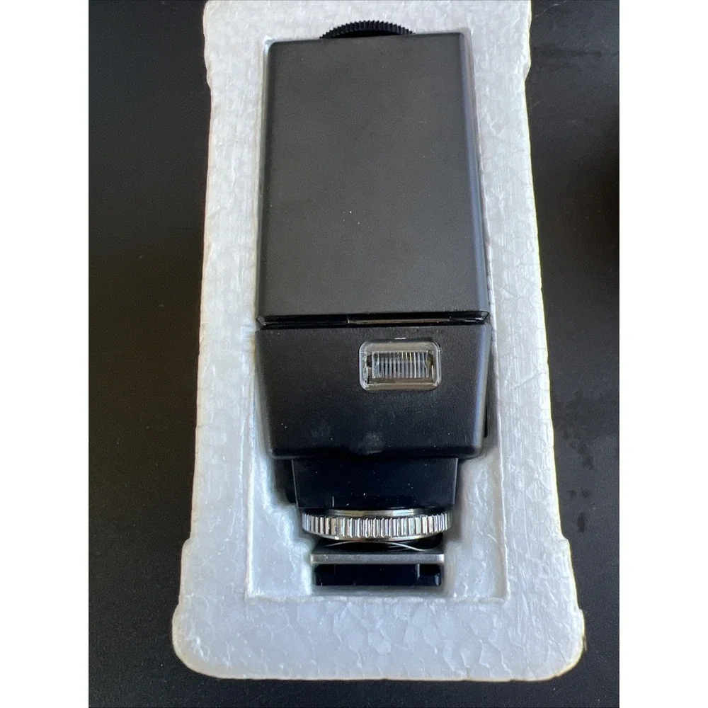 Honeywell Salve Strobonar 109 Compact Flash Unit. Pre-owned